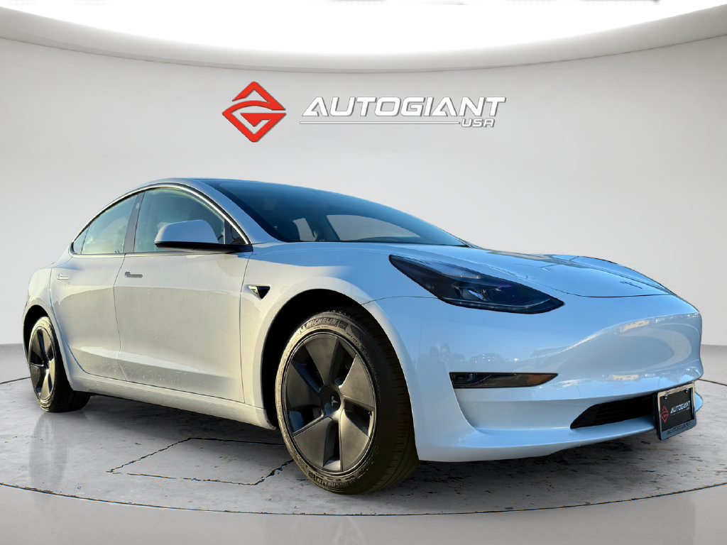 Used 2023 Tesla Model 3 Standard Range RWD image 9