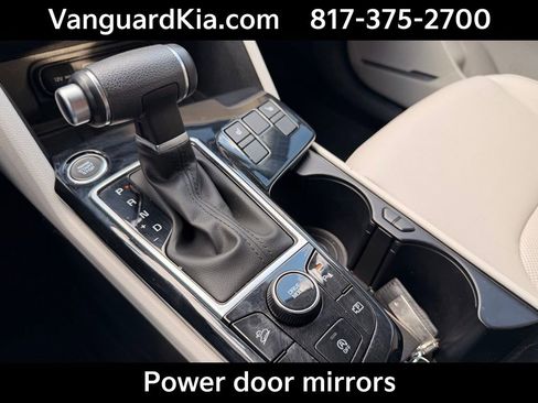 Certified 2025 Kia Sportage EX image 23