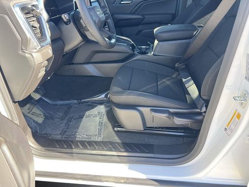 New 2026 GMC Canyon Elevation RWD image 22