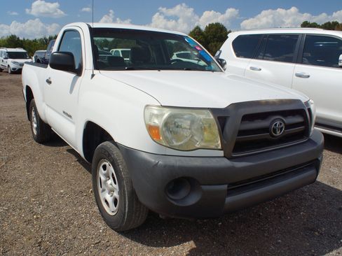 Used 2006 Toyota Tacoma 2WD Regular Cab image 3