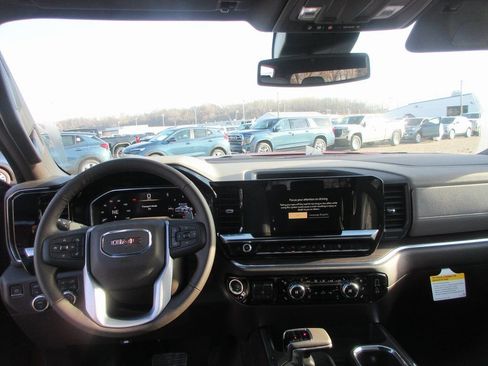 New 2026 GMC Sierra 1500 SLT w/ SLT Premium Package AWD/4WD image 16