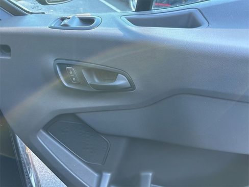 Used 2022 Ford Transit 250 Base image 41