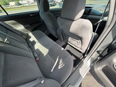 Used 2005 Toyota Camry LE image 19