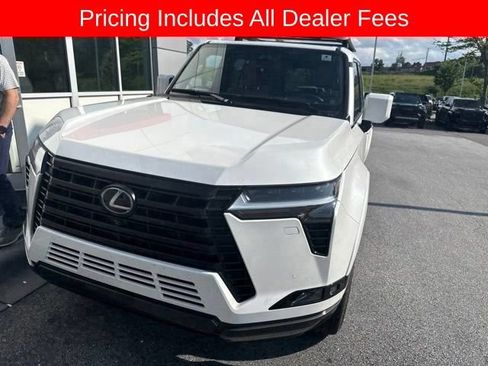 Used 2024 Lexus GX 550 w/ Accessory Package (31) AWD/4WD image 2