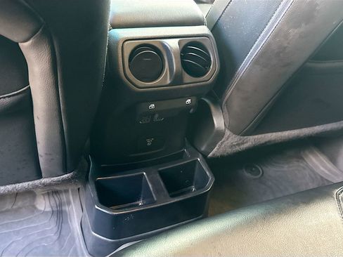 Used 2023 Jeep Wrangler Unlimited Sahara w/ Cold Weather Group image 28