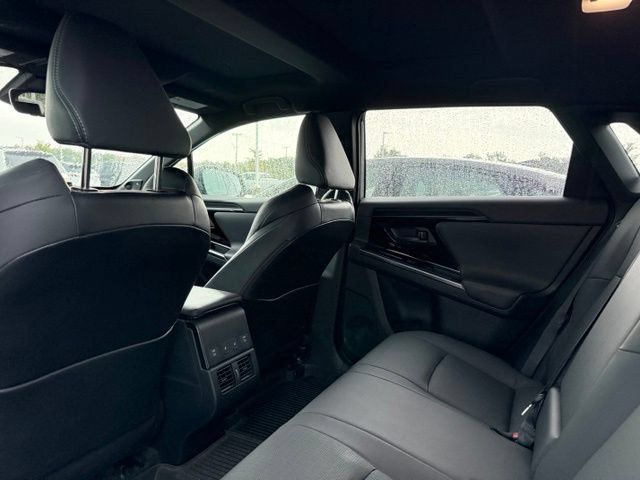 Used 2023 Toyota bZ4X AWD w/ Weather Package image 4