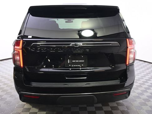 Used 2021 Chevrolet Tahoe Z71 w/ Z71 Signature Package AWD/4WD image 4