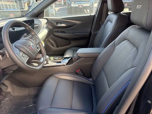 New 2026 Buick Envista Sport Touring image 13