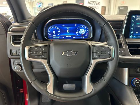 Used 2023 Chevrolet Tahoe Z71 w/ Luxury Package image 17