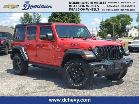 Used 2023 Jeep Wrangler Unlimited w/ Cold Weather Group AWD/4WD image 1