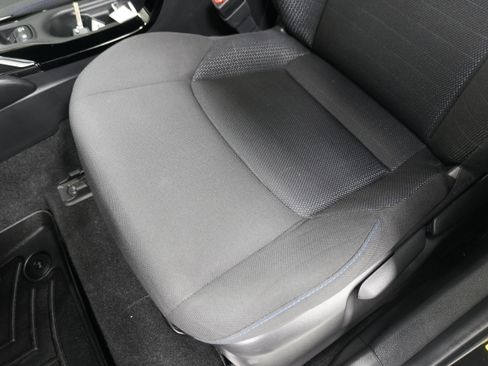 Used 2022 Toyota Corolla SE FWD image 11