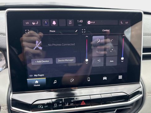 Used 2022 Jeep Compass Limited image 22