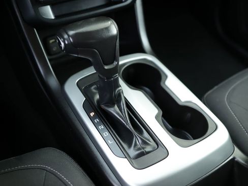 Used 2017 Chevrolet Colorado LT w/ LT Convenience Package image 18