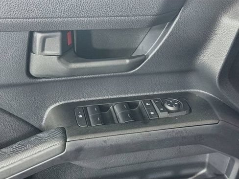 Certified 2025 Toyota 4Runner SR5 AWD/4WD image 19
