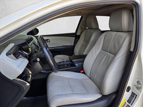 Used 2013 Toyota Avalon Limited FWD image 10
