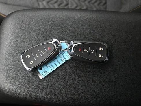 Used 2024 Chevrolet Equinox LT image 11