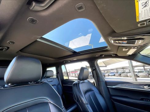 Used 2024 Jeep Grand Cherokee L Limited w/ Luxury Tech Group II image 14