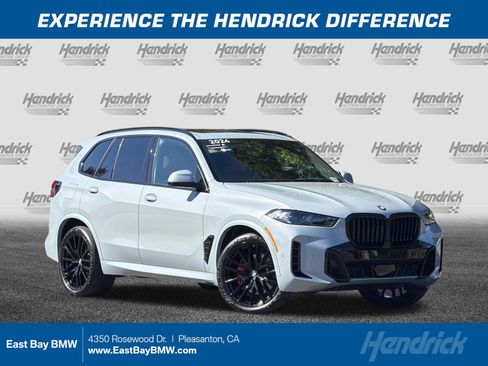 Used 2024 BMW X5 xDrive40i w/ M Sport Package AWD/4WD image 1