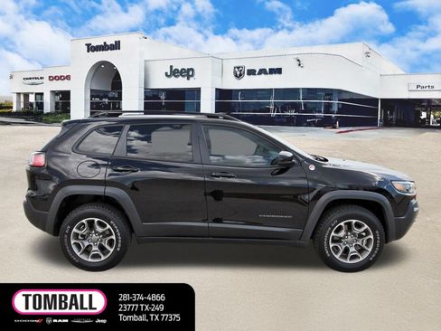 Used 2022 Jeep Cherokee Trailhawk AWD/4WD image 8