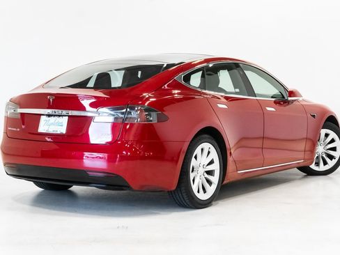 Used 2017 Tesla Model S 100D AWD/4WD image 29
