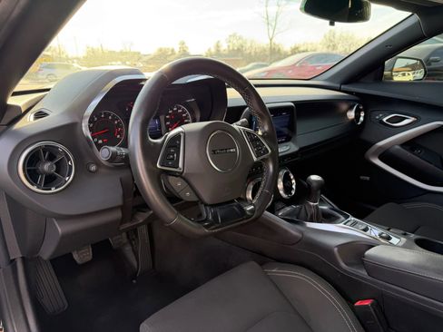 Used 2021 Chevrolet Camaro LT w/ RS Package RWD image 10