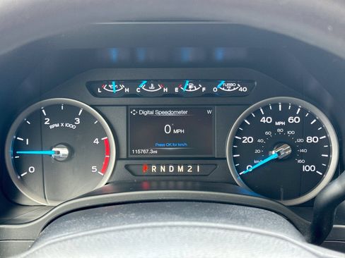 Used 2017 Ford F250 XLT AWD/4WD image 35