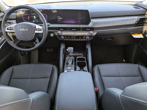New 2025 Kia Telluride EX w/ EX Captain's Chair Package image 16