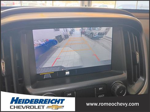 Used 2022 Chevrolet Colorado ZR2 image 22