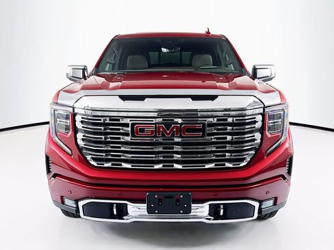 Used 2024 GMC Sierra 1500 Denali w/ Denali Reserve Package AWD/4WD image 2