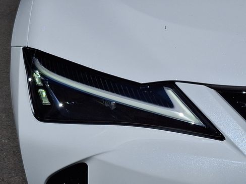 Used 2025 Lexus UX 300h AWD w/ Accessory Package (Z2) image 8