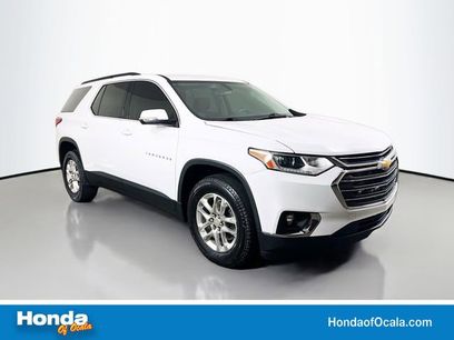 Used 2021 Chevrolet Traverse LT