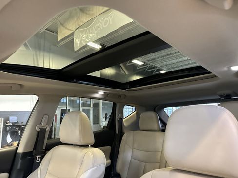 Certified 2020 Nissan Murano SL w/ Moonroof Package image 20