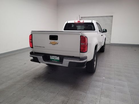 Used 2018 Chevrolet Colorado W/T w/ WT Convenience Package RWD image 7