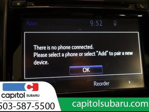 Used 2017 Toyota Camry XLE w/ Moonroof Package FWD image 26
