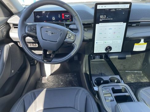 New 2025 Ford Mustang Mach-E Premium image 8