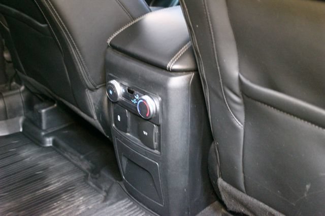 Used 2022 Ford Explorer XLT w/ Equipment Group 202A AWD/4WD image 12
