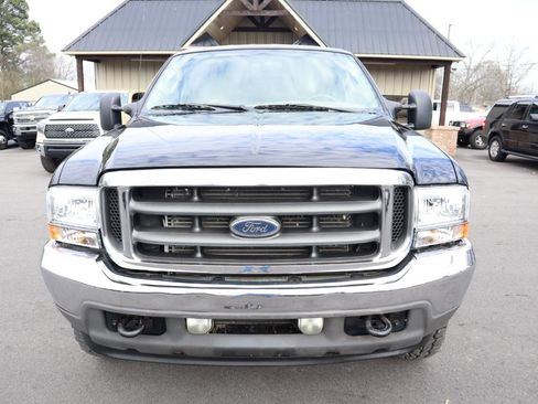 Used 2004 Ford F250 Lariat image 2