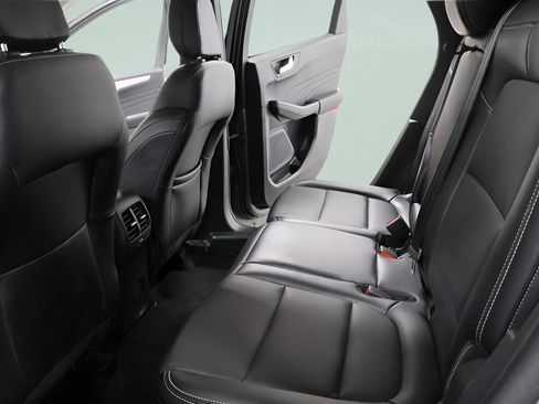 Used 2025 Ford Escape Platinum AWD/4WD image 23