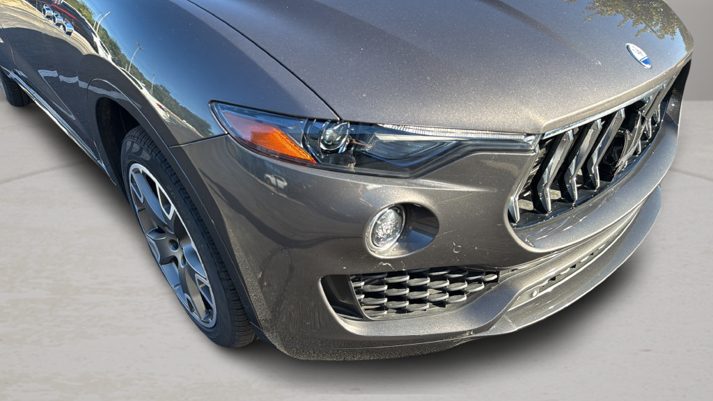 Certified 2023 Maserati Levante GT AWD/4WD image 10