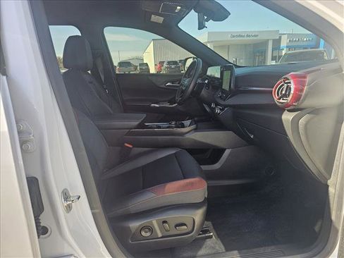 Used 2025 Chevrolet Equinox RS w/ Safety and Technology Package image 10