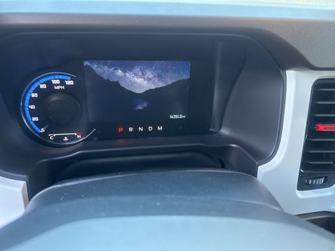 Used 2024 Ford Bronco Heritage Edition image 5