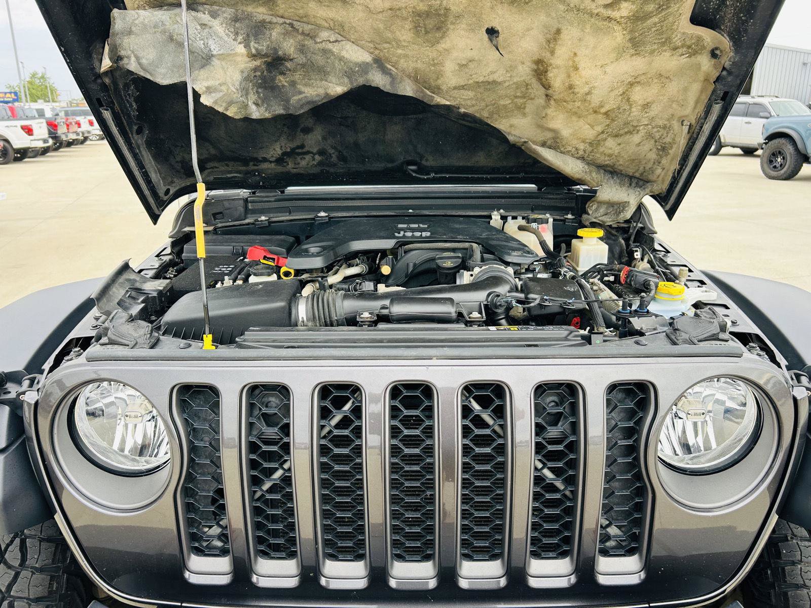 Used 2020 Jeep Gladiator Rubicon AWD/4WD image 41