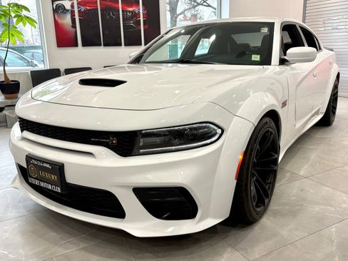 Used 2020 Dodge Charger Scat Pack image 4