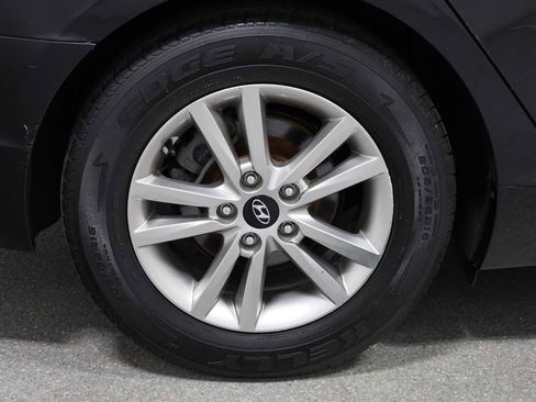 Used 2015 Hyundai Sonata SE w/ Option Group 02 image 40