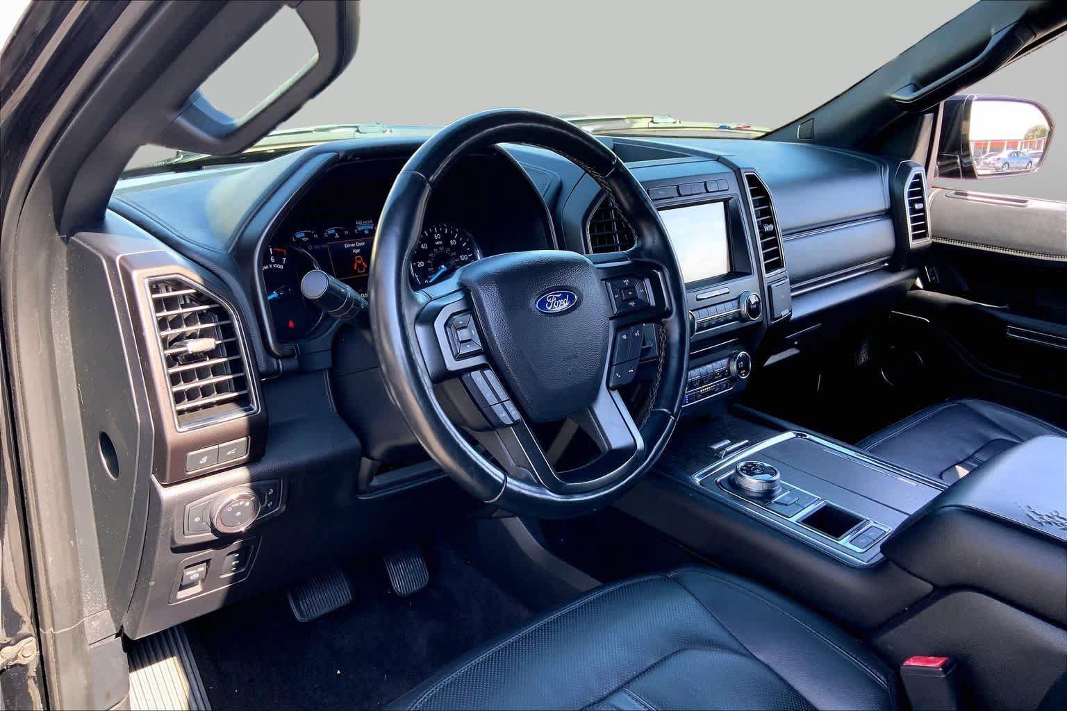 Used 2018 Ford Expedition Max Limited w/ Equipment Group 302A RWD image 18