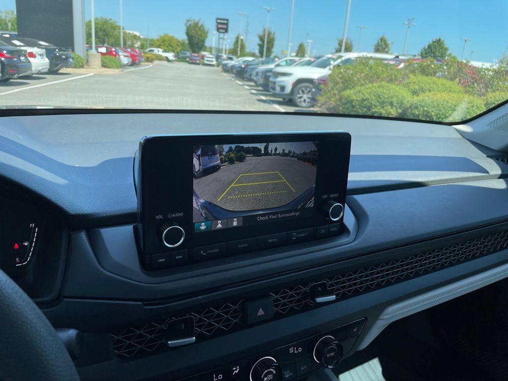 Used 2023 Honda Accord EX image 16