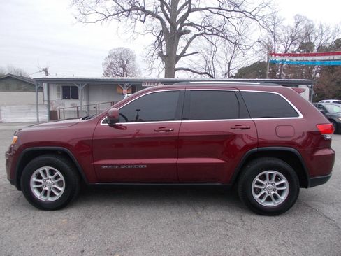 Used 2019 Jeep Grand Cherokee Laredo image 20