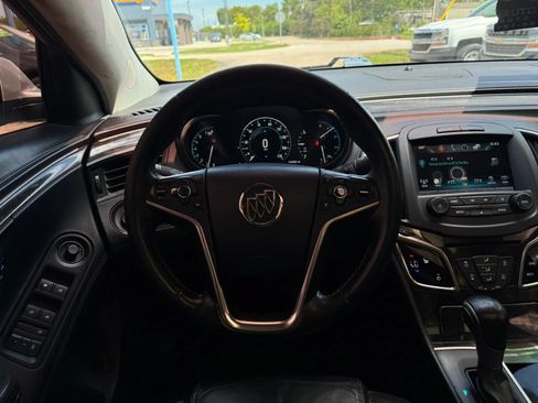 Used 2016 Buick LaCrosse Leather FWD image 18