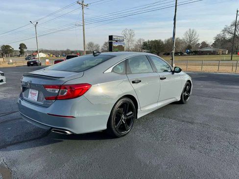 Used 2021 Honda Accord Sport image 6