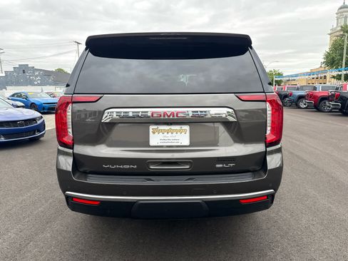Used 2021 GMC Yukon SLT w/ SLT Premium Package AWD/4WD image 5